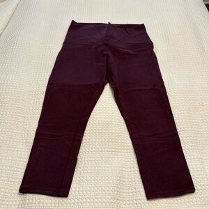 Lululemon burgundy cropped cotton wunder under